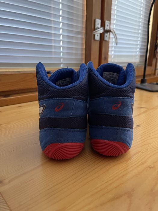 Борцовки Asics ОРИГИНАЛНИ