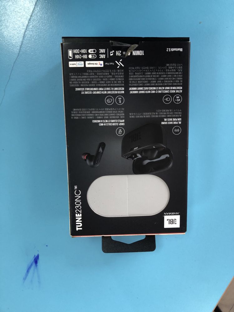 Vând căști jbl tune230NC BLUETOOTH