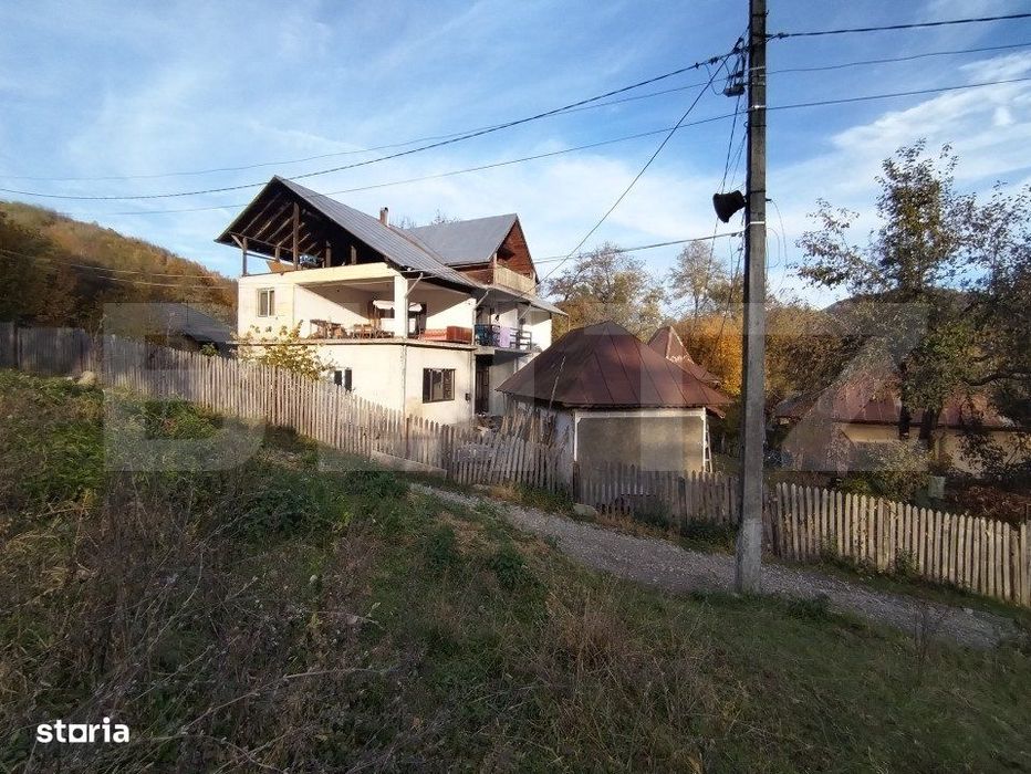 Varfuri Vila S+P+E+M, 7 camere, 2 bai, 127 mp utili