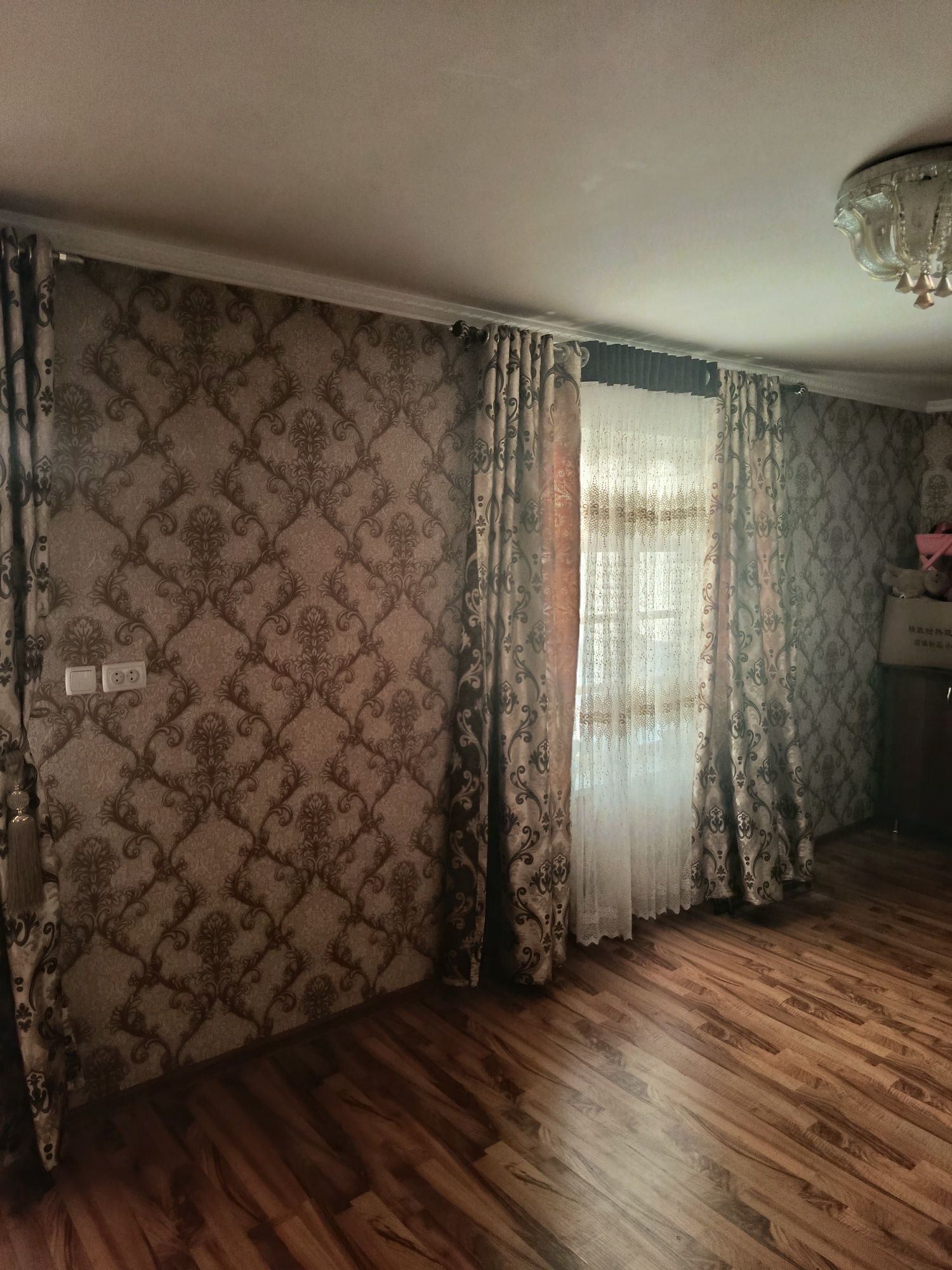 Ремонт обои ламинат краска гипсакартон.