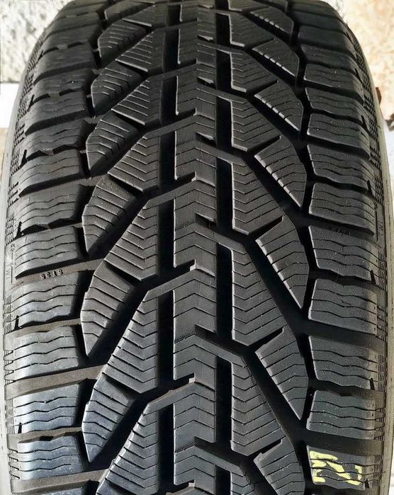 Anvelope iarna 225 45 18 - ca noi