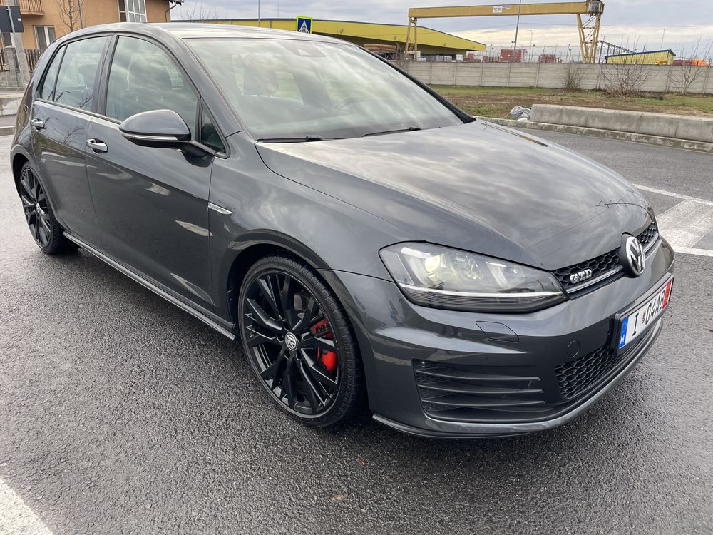 Golf 7 GTD 2.0 TDI 184 cp acc webasto telecomanda 232 km xenon led top