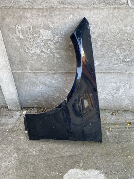 Aripa St Mercedes E W212 Pret 500 lei