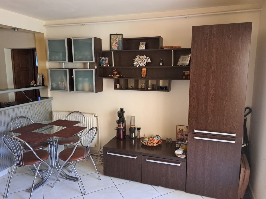 Mobilier living format din corpuri