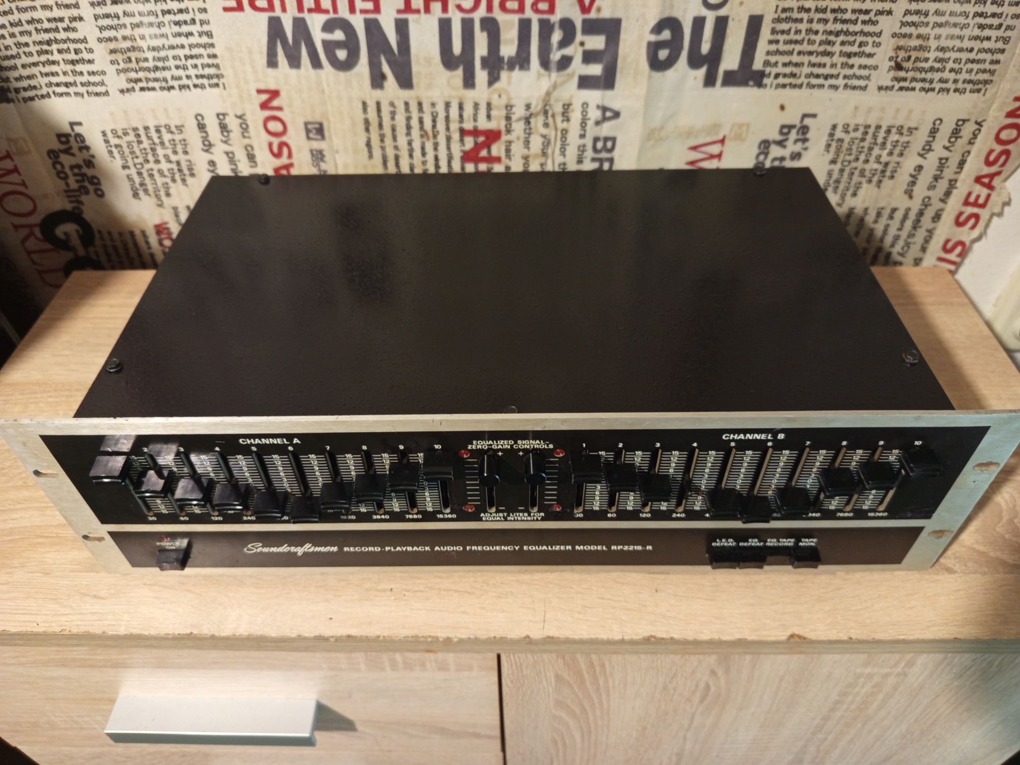 Еквалайзер "Soundcraftsmen"RP 2215R