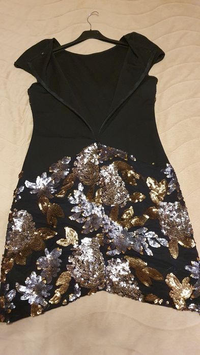 Официална рокля с пайети