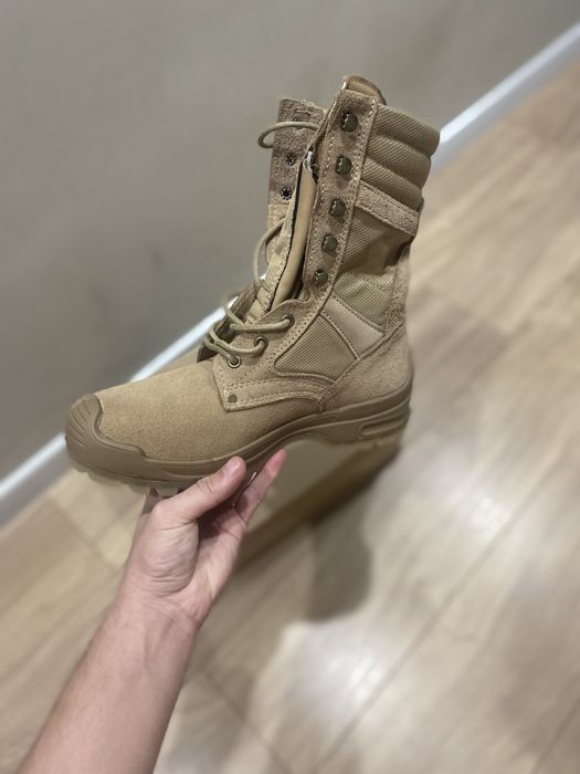 Продам Берцы желтые новый в каробке