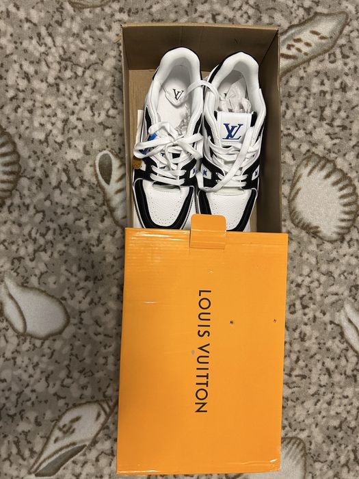 Adidasi Trainer LW