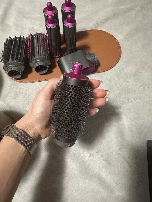 Маша за коса dyson