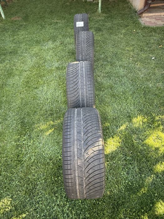 Anvelope iarna  2 latimi 5,5 mm 245/40.   225/45r18 michelin