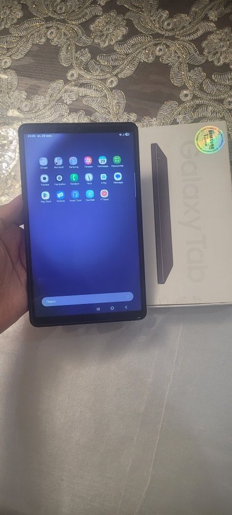 Планшет Samsung Galaxy Tab A9 8/128GB Black Planshet 4G Kak Novi Full