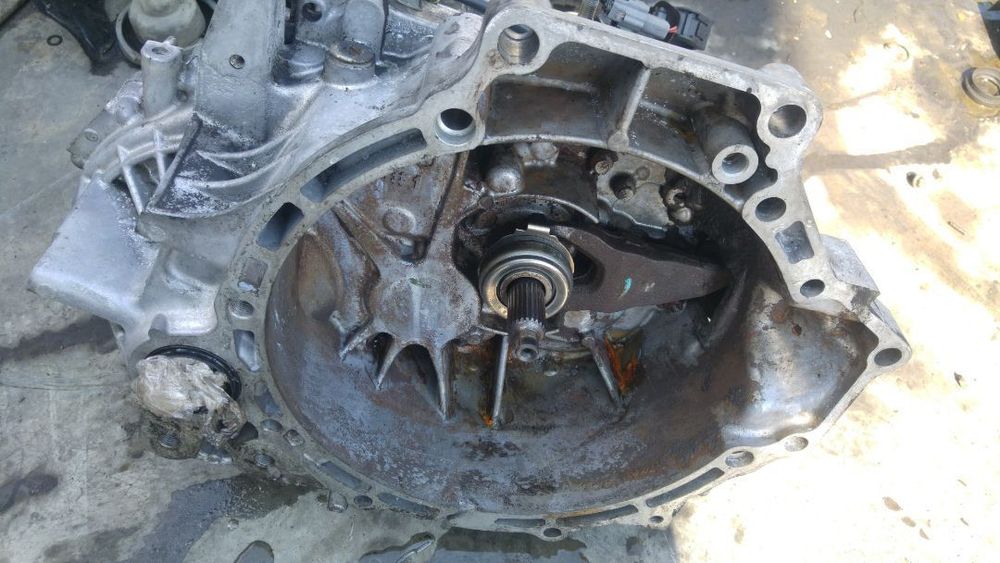 cutie viteze manuala 5 trepte mazda 6 2.0 d rf5c 136 cp