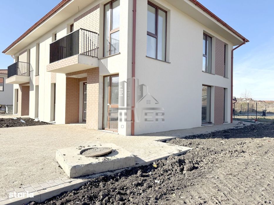 Casa cuplata in zona accesibila cu CF.