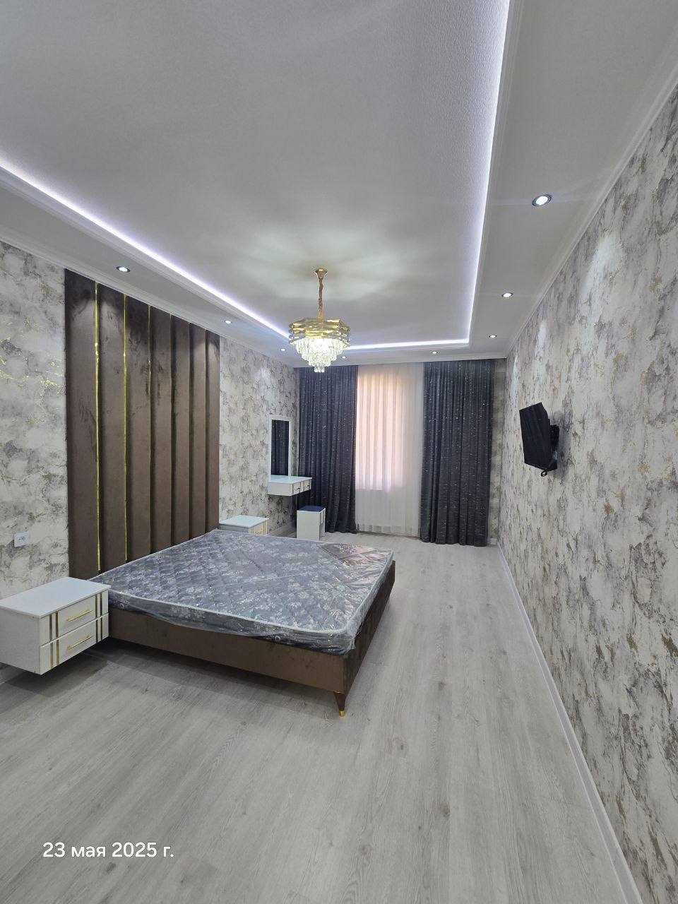 3х комнатная квартира 3 этаже 132кв/м, в Самарканде