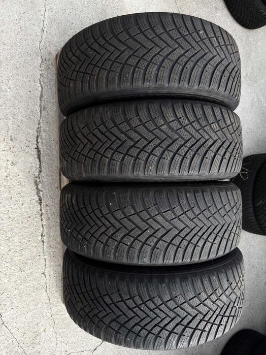 Anvelope 215/55R17 Hankook Iarna M+S