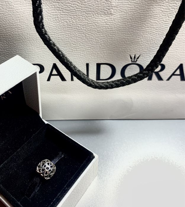 Charm Pandora original