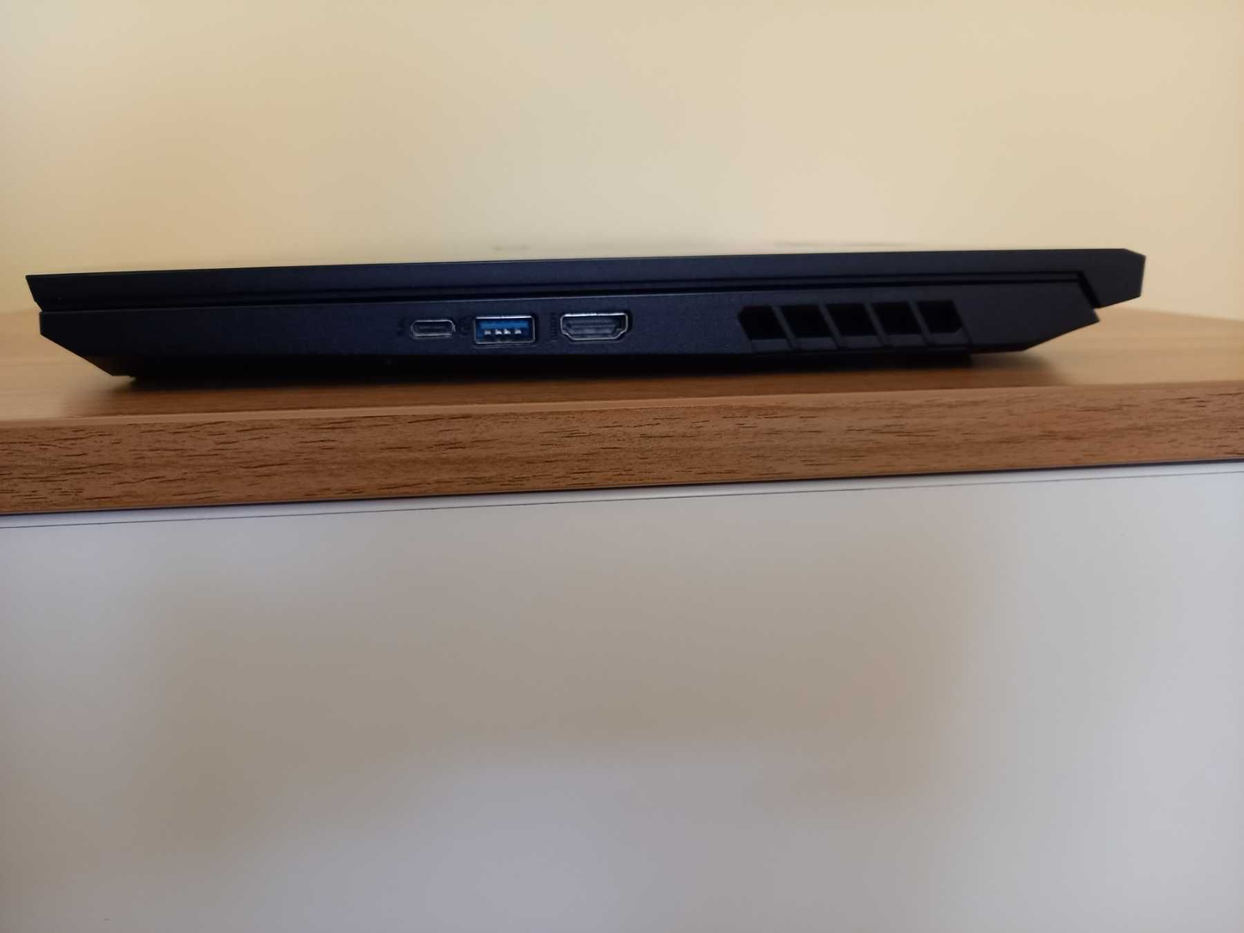 Геймърски лаптоп ACER NITRO 5 i7, 1 TB SSD, 16 GB, 144 Hz, RTX 3050 Ti