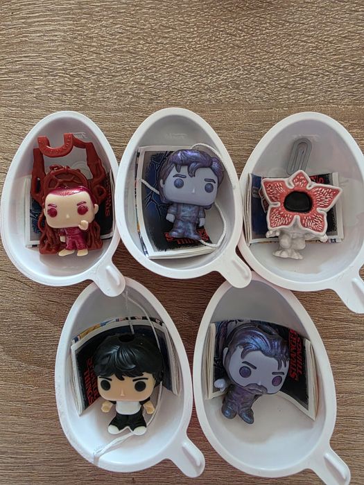 Stranger things Kinder joy funko pop