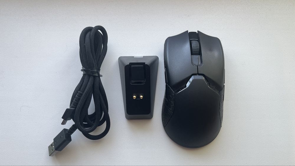 Мышь Razer Viper Ultimate with Charging Dock