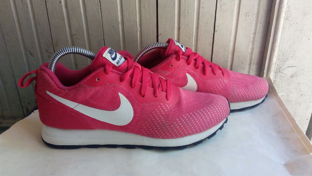 ''Nike MD Runner 2 ''оригинални маратонки 39 номер