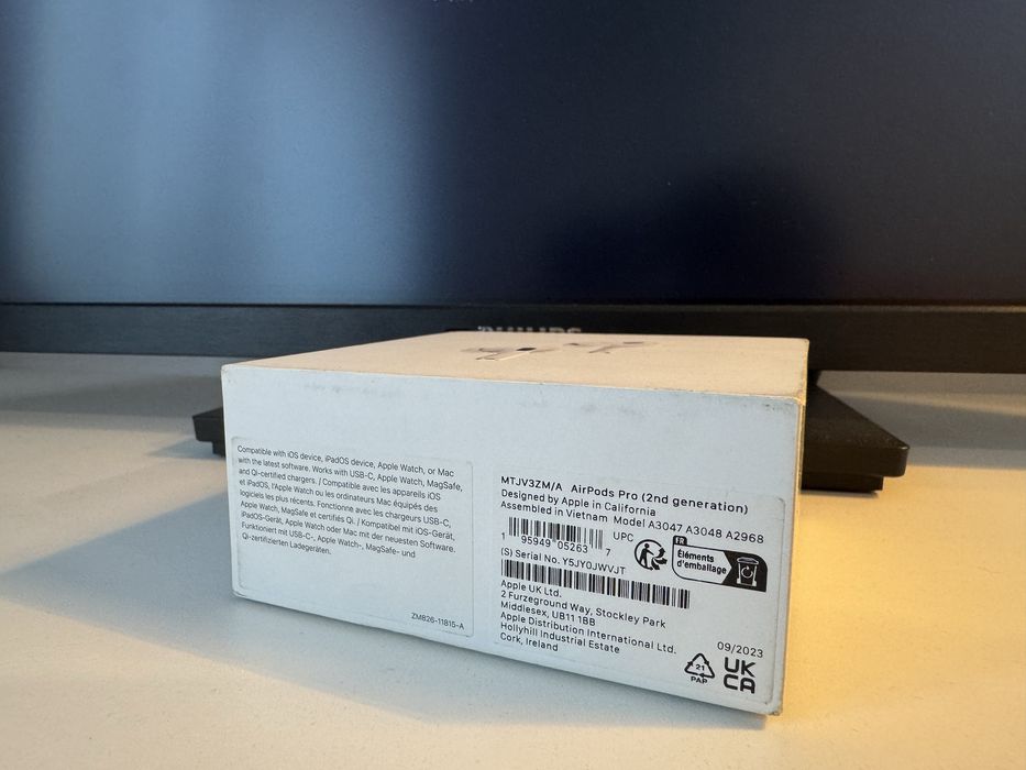 Apple Airpods Pro 2 (USB-C). Ca noi