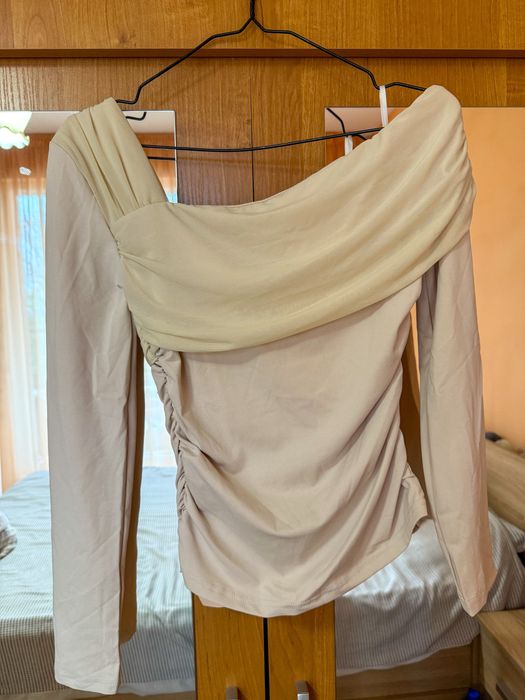 Чисто нова блуза Shein bae