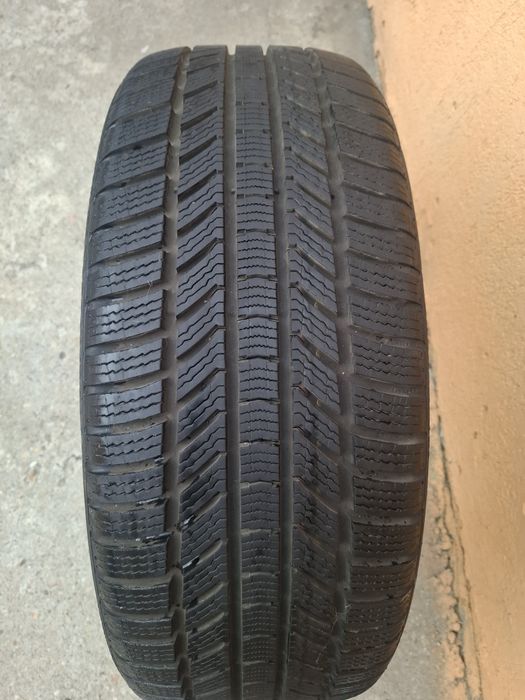 Anvelope 235/45R 20