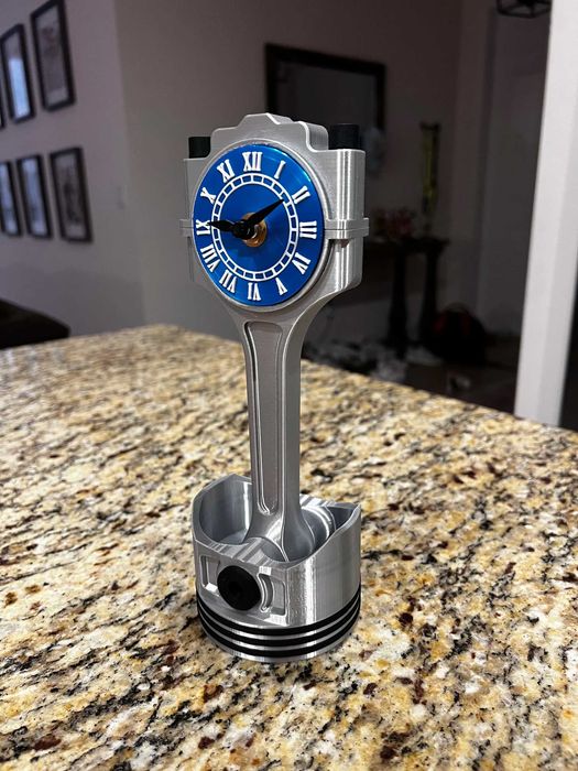 Ceas de birou tip PISTON