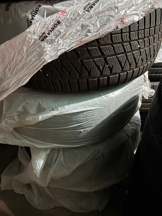 Зимни гуми с джанти Kumho 255/55R19