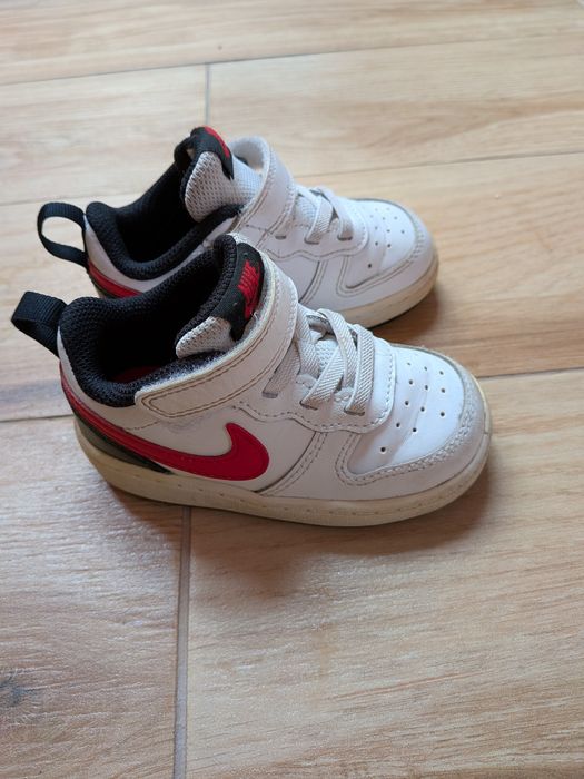 Детски обувки Nike и Vans