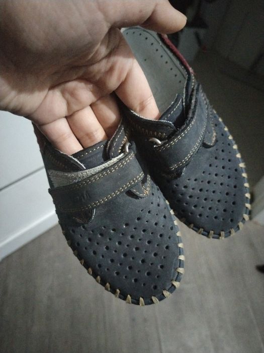 Продам макосины детские