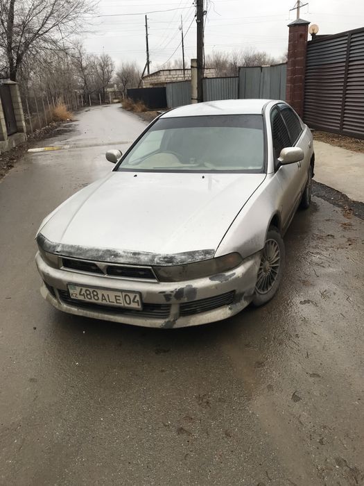 Продам машину Mitsubishi galant 1997г 1.8 автомат