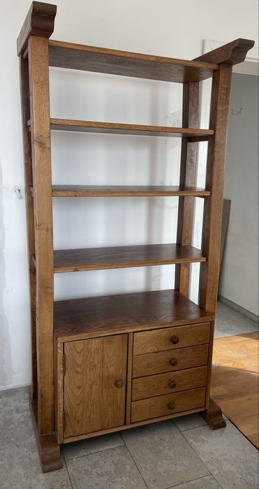 Масивна мебел - шкаф, етажерка