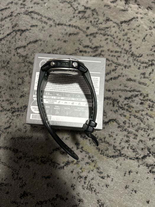 Garmin fenix 6 in stare foarte buna de functionare