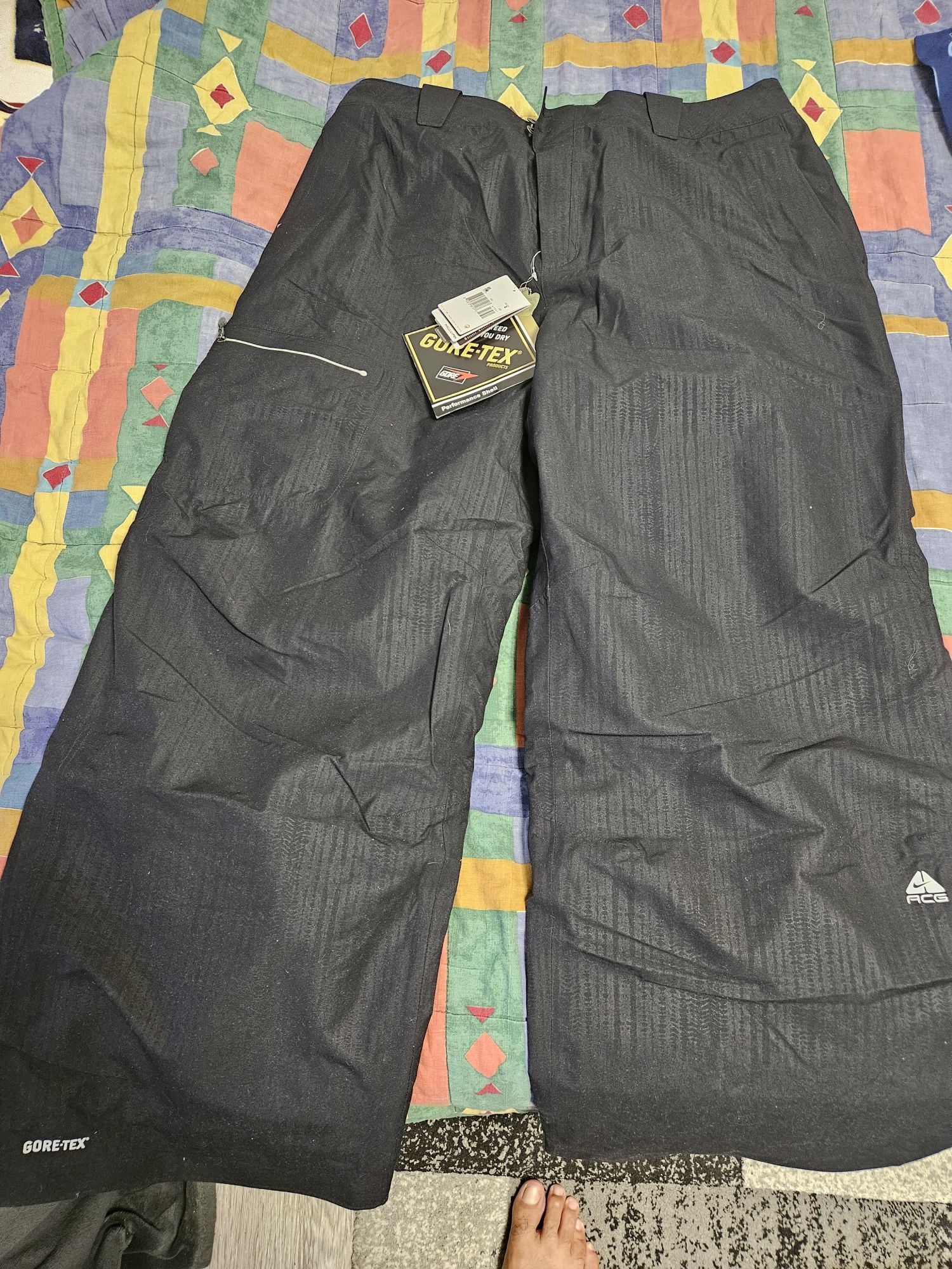 Pantaloni iarna Nike cu Gore-tex