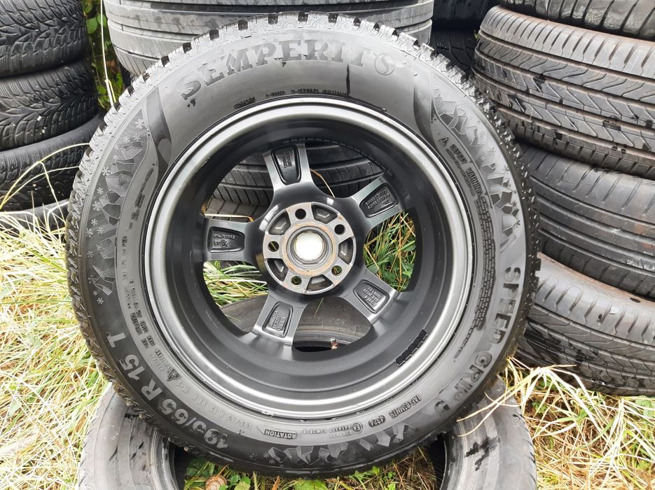4бр.Нови зимни гуми с лети джанти за VW-Фолксваген-5Х112*-15цола