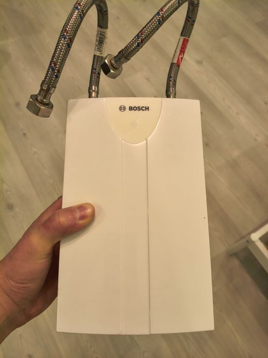 Електрически проточен бойлер Bosch Tronic 1000 T