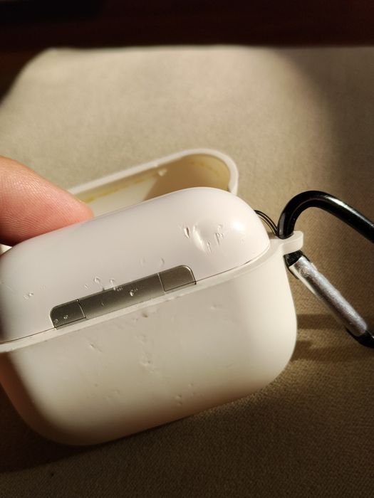 Кутия от Слушалки AirPods
