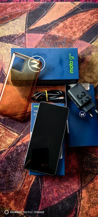 MOTOROLA G72-Перфектно състояние.Пълен комплект