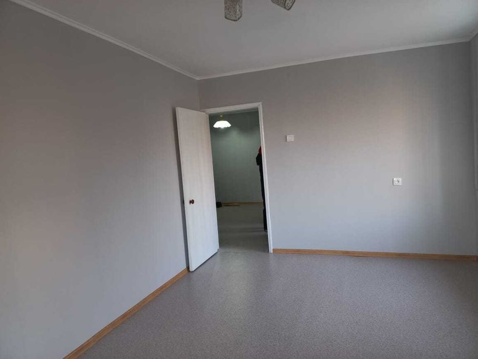 Продам 2х ком квартиру улучшенной планировкой в Военном городке