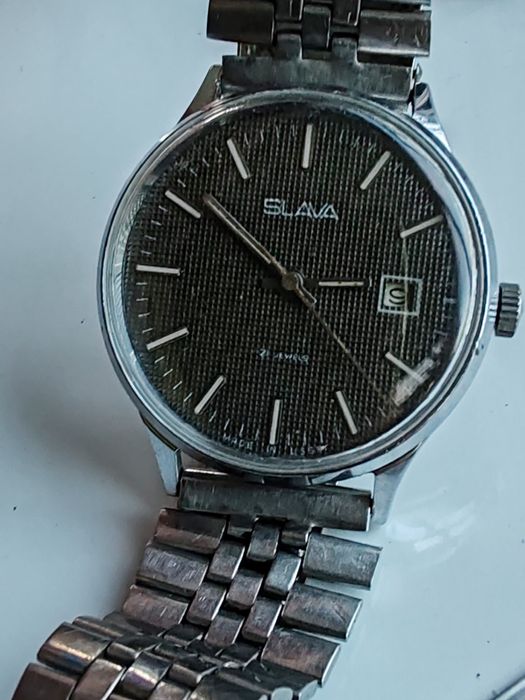 Ceas Slava Calendar Mecanic 36 mm Funcționează excelent!