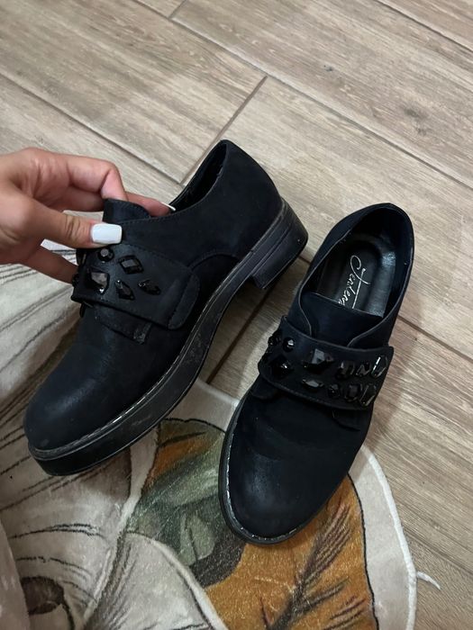 Официални обувки