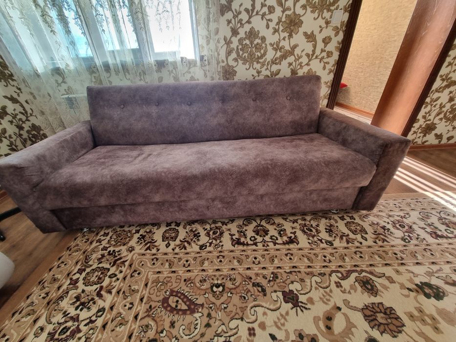 Диван для гостиной