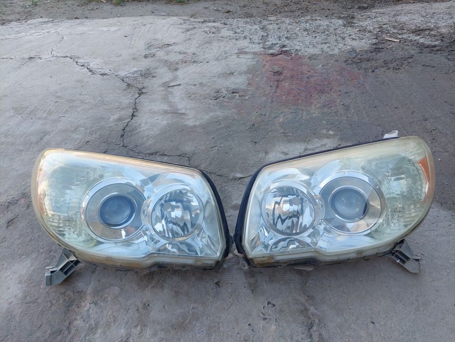 Фары передние тойота 4 раннер