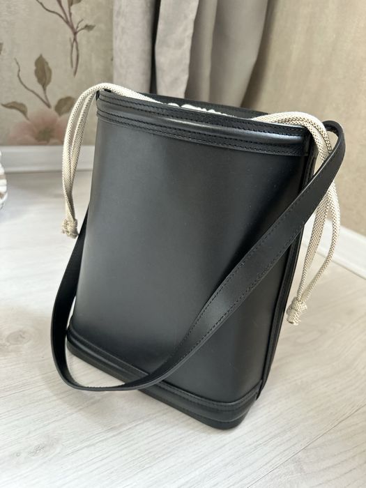 Кожаная сумка Zara