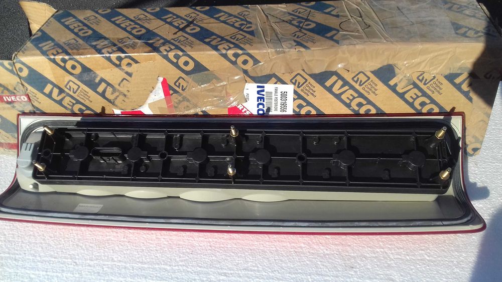 NOU Stop stanga Iveco Daily 1999-2006 cu platina becuri 500319556