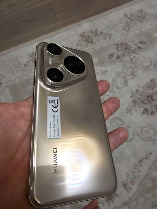 Huawei Pura 80 Ultra - 16/512GB - Ca Nou (Impecabil) - Full Box