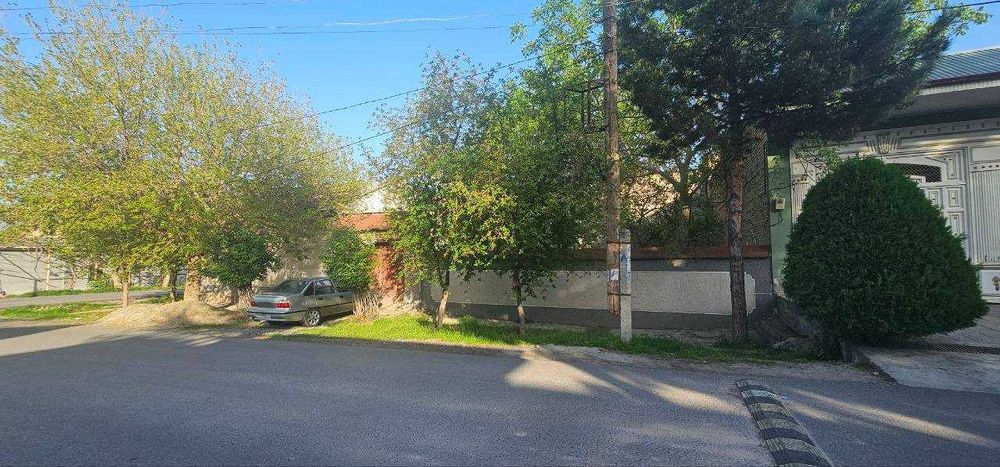 Дом 4.5 сотых в Пищевой Бульвар. Элитная махалля, угловой дом.