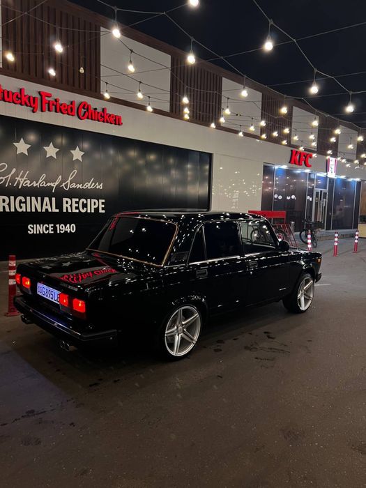 Vaz 2107 sotiladi               .