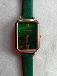 Дамски часовник  зелен